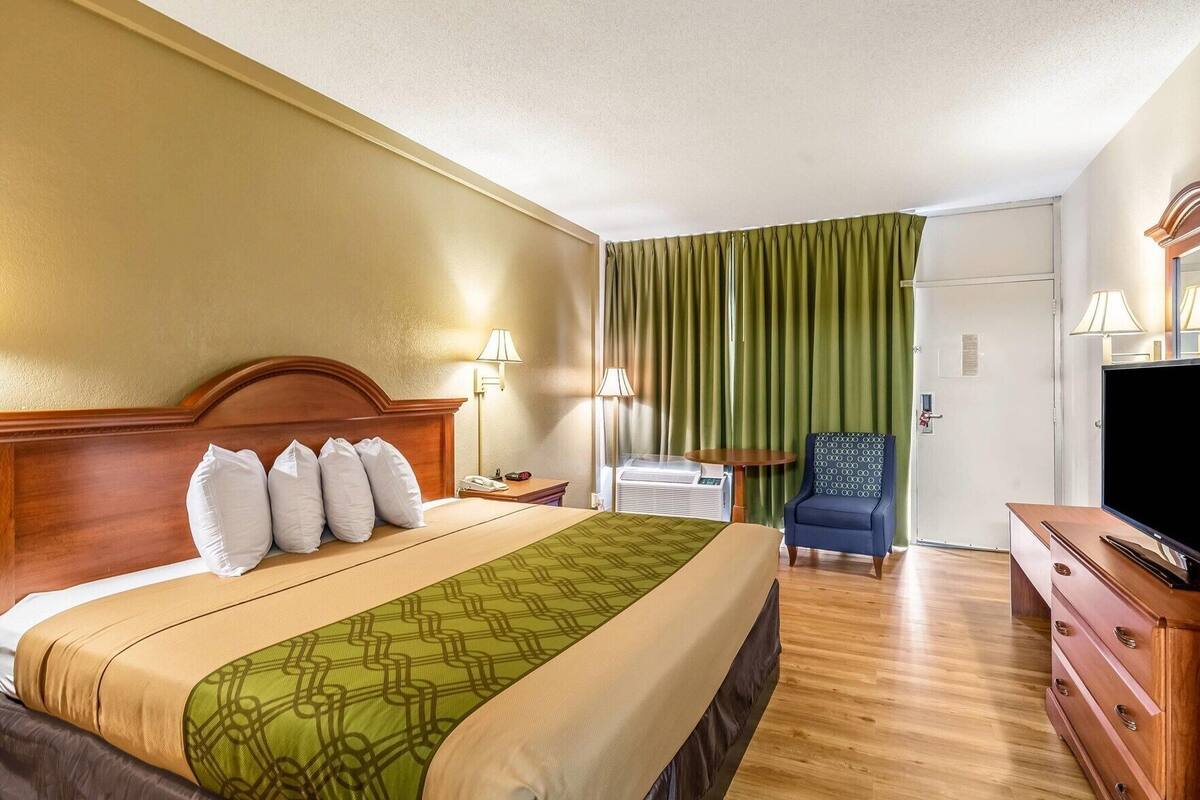 Blackout curtains, iron/ironing board, free WiFi, bed sheets