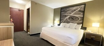 聖查爾斯溫德姆速 8 飯店