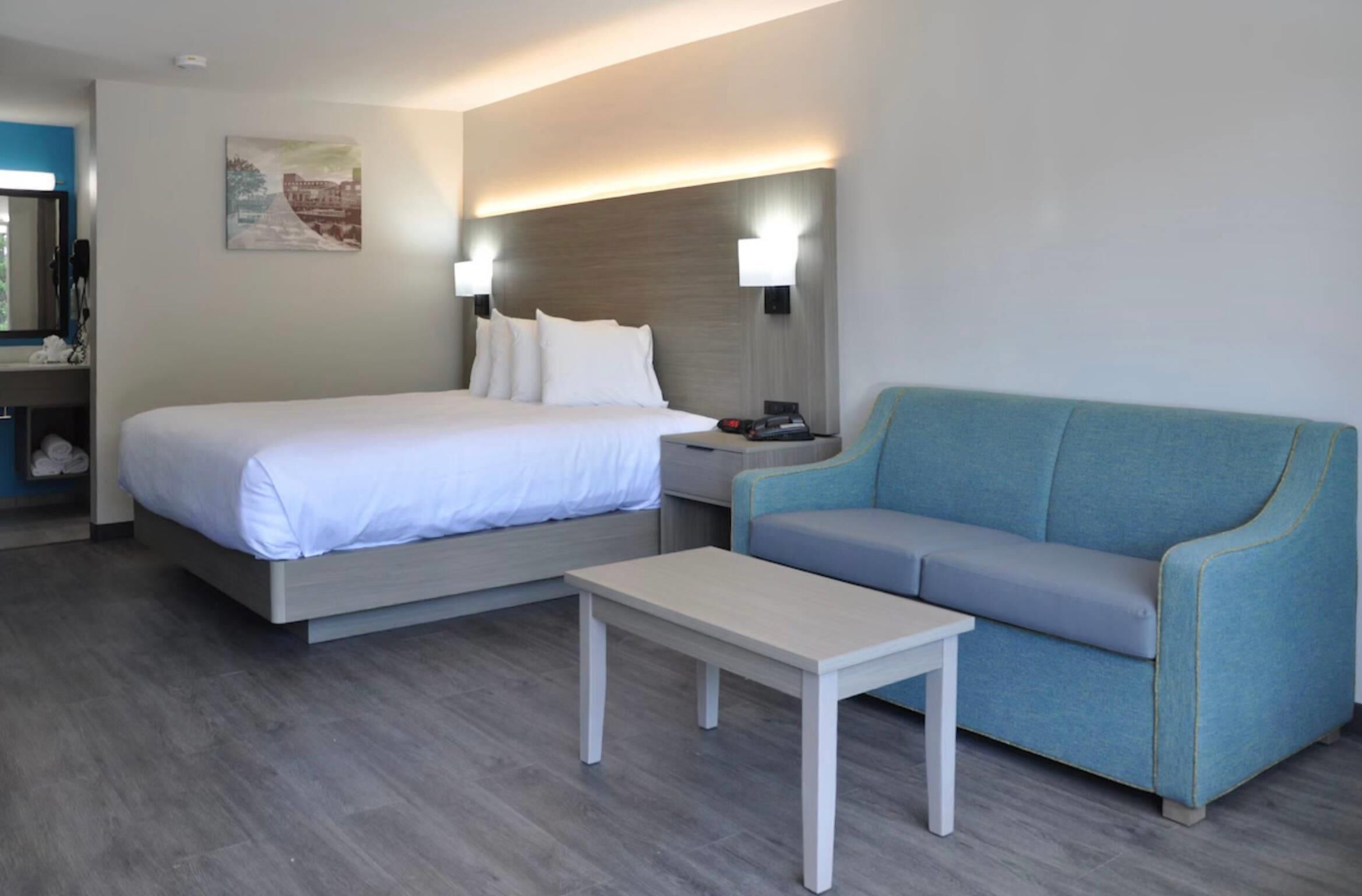 Habitación estándar, 1 cama de matrimonio grande, no fumadores | Colchones con acolchado adicional y cortinas opacas