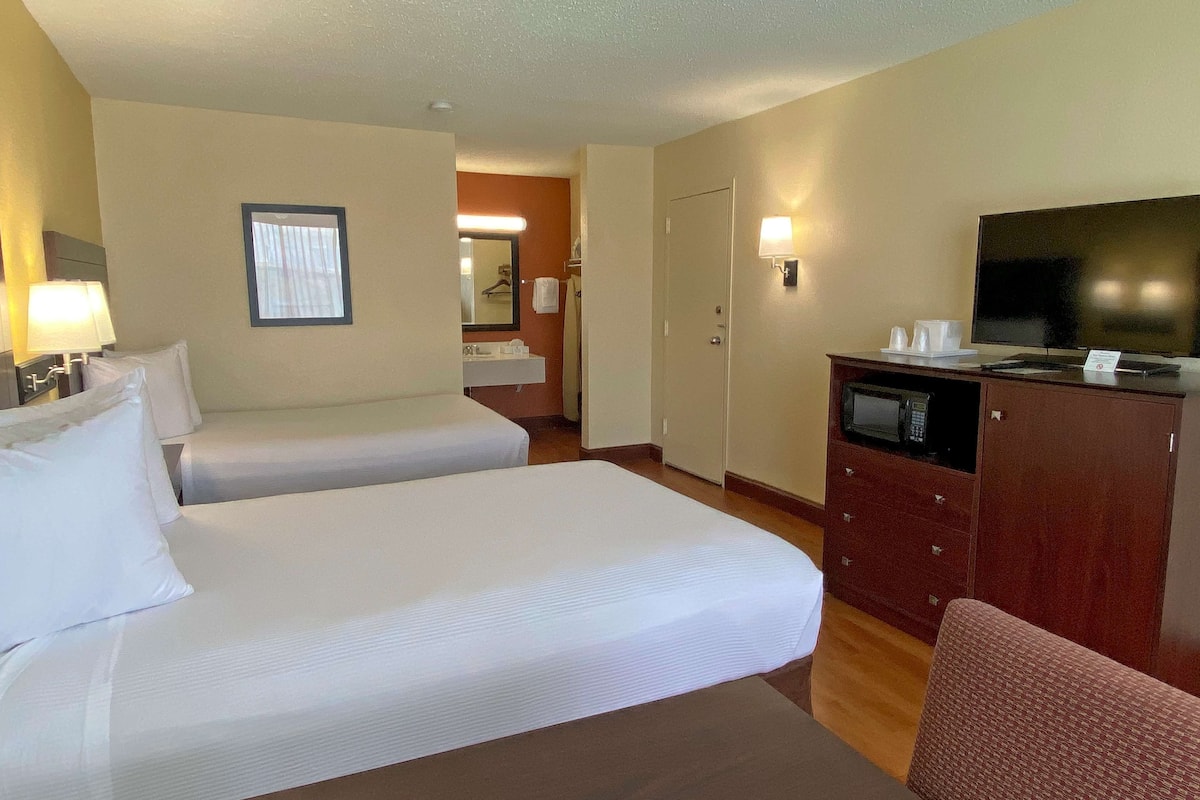 1 bedroom, pillow-top beds, blackout curtains, iron/ironing board