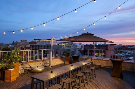 Sala de reuniones. The Ven at Embassy Row, Washington, D.C., a Tribute Portfolio Hotel
