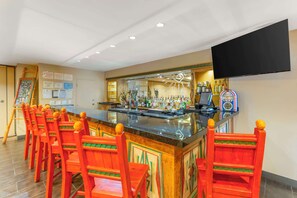 Bar (on property) - Best Western Plus Rio Grande Inn (Albuquerque)