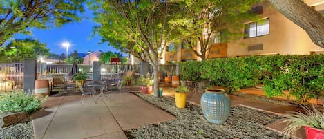 Grill-/Picknickplatz