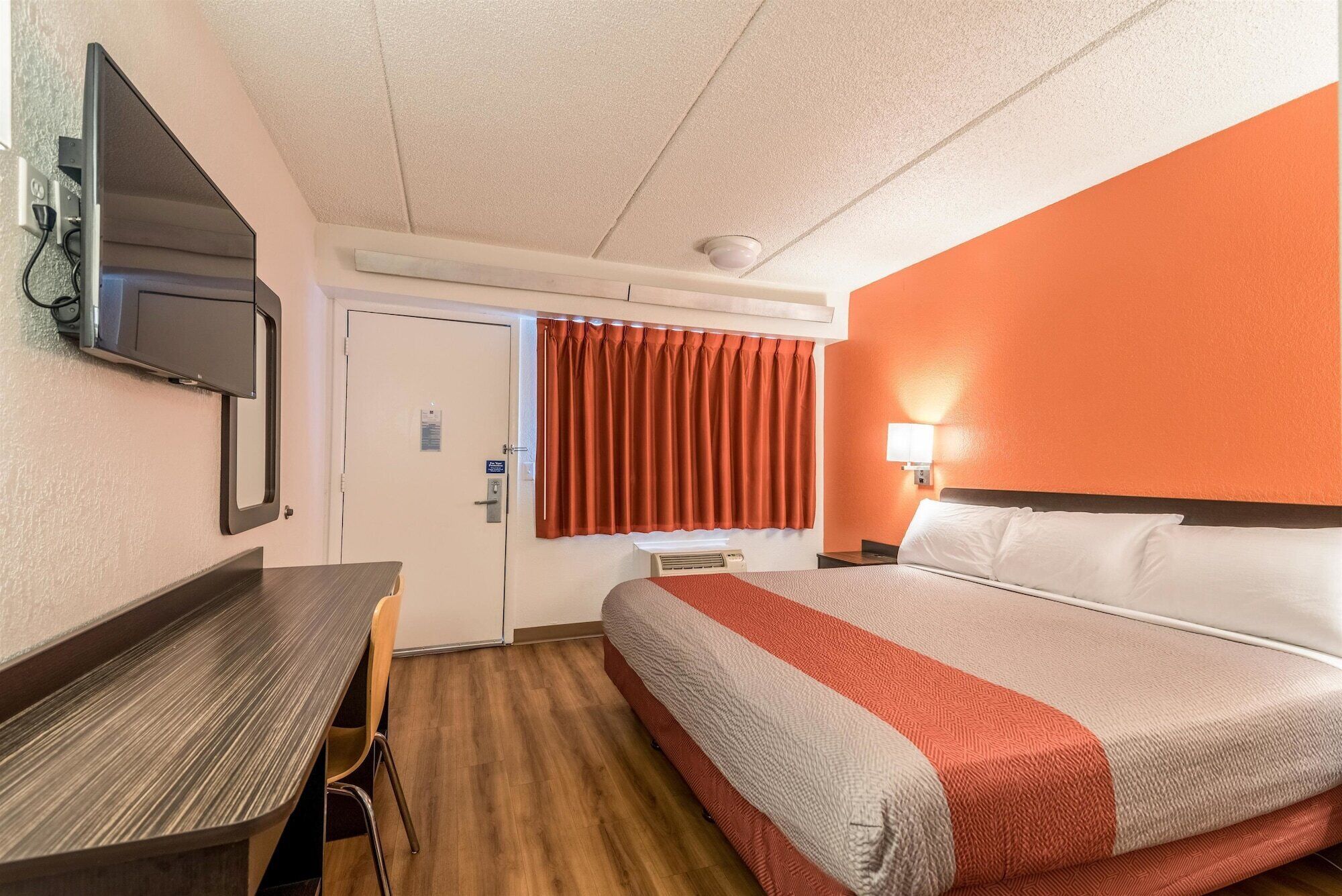 Wi-Fi gratuit, draps fournis