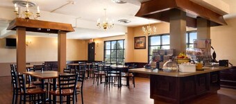 Super 8 by Wyndham Brockville