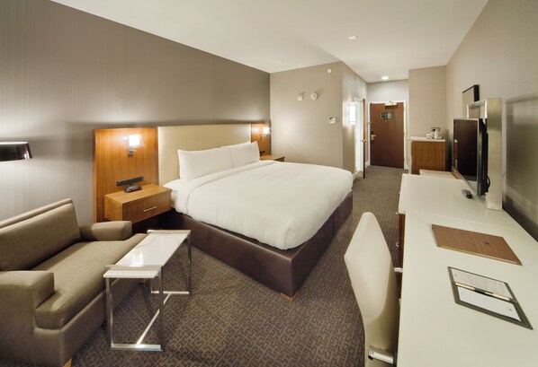 Biancheria da letto di alta qualità, cassaforte in camera, una scrivania