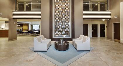 DoubleTree by Hilton Hotel Nanuet
