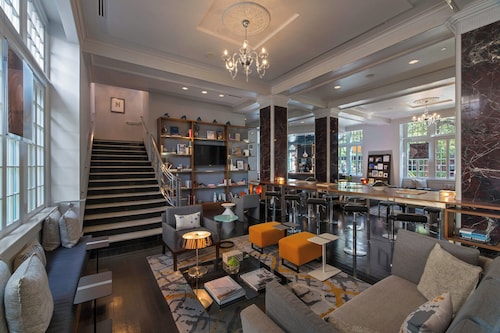 Le Méridien Dallas, The Stoneleigh