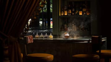 Bar (en el alojamiento)