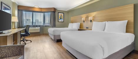 Suite, 2 grands lits, non-fumeur, cuisine (Full Kitchen) | Literie hypoallergénique, coffre-fort, bureau