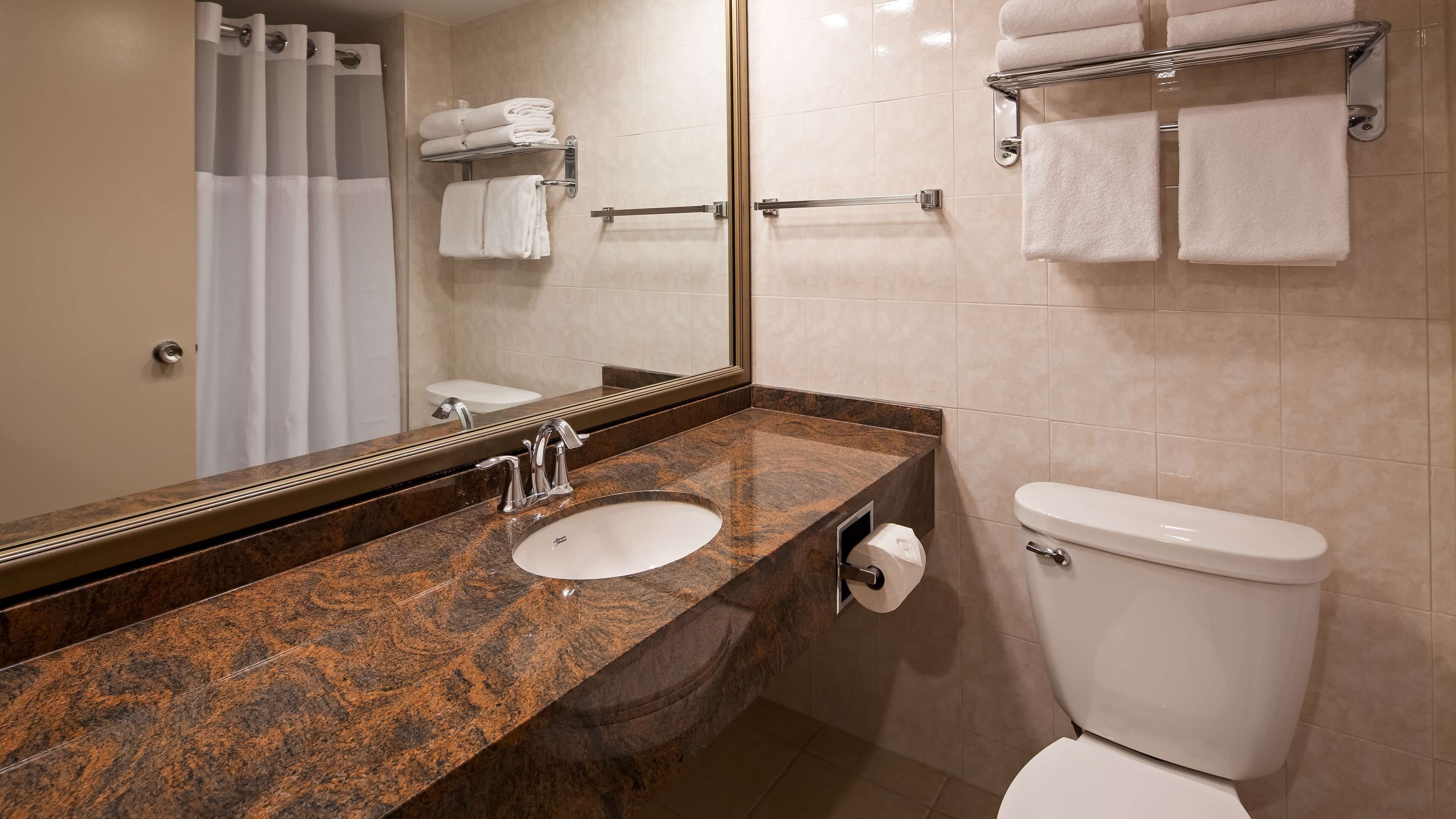 hypo-allergenic bedding, in-room safe, desk, laptop workspace