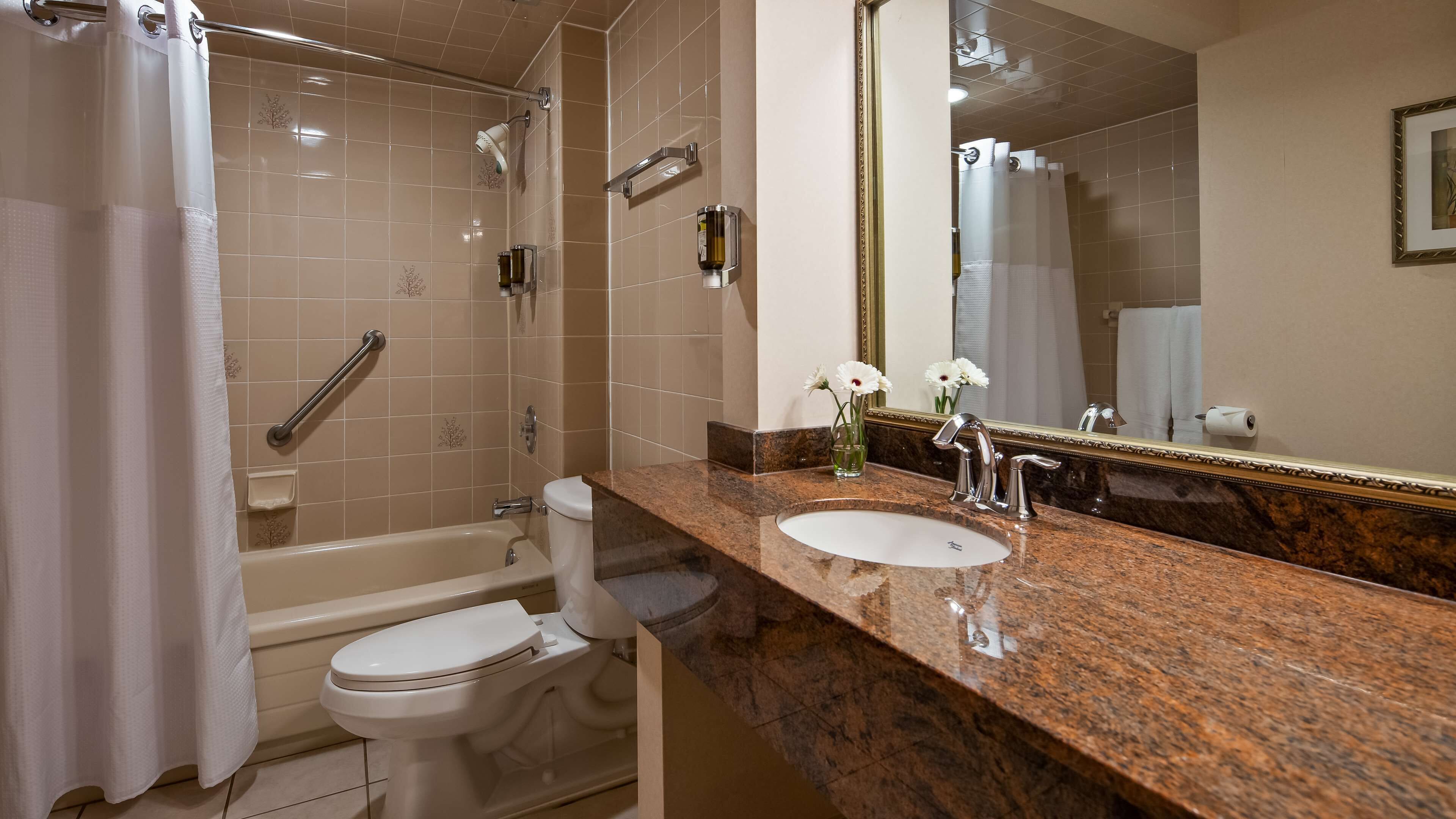 hypo-allergenic bedding, in-room safe, desk, laptop workspace