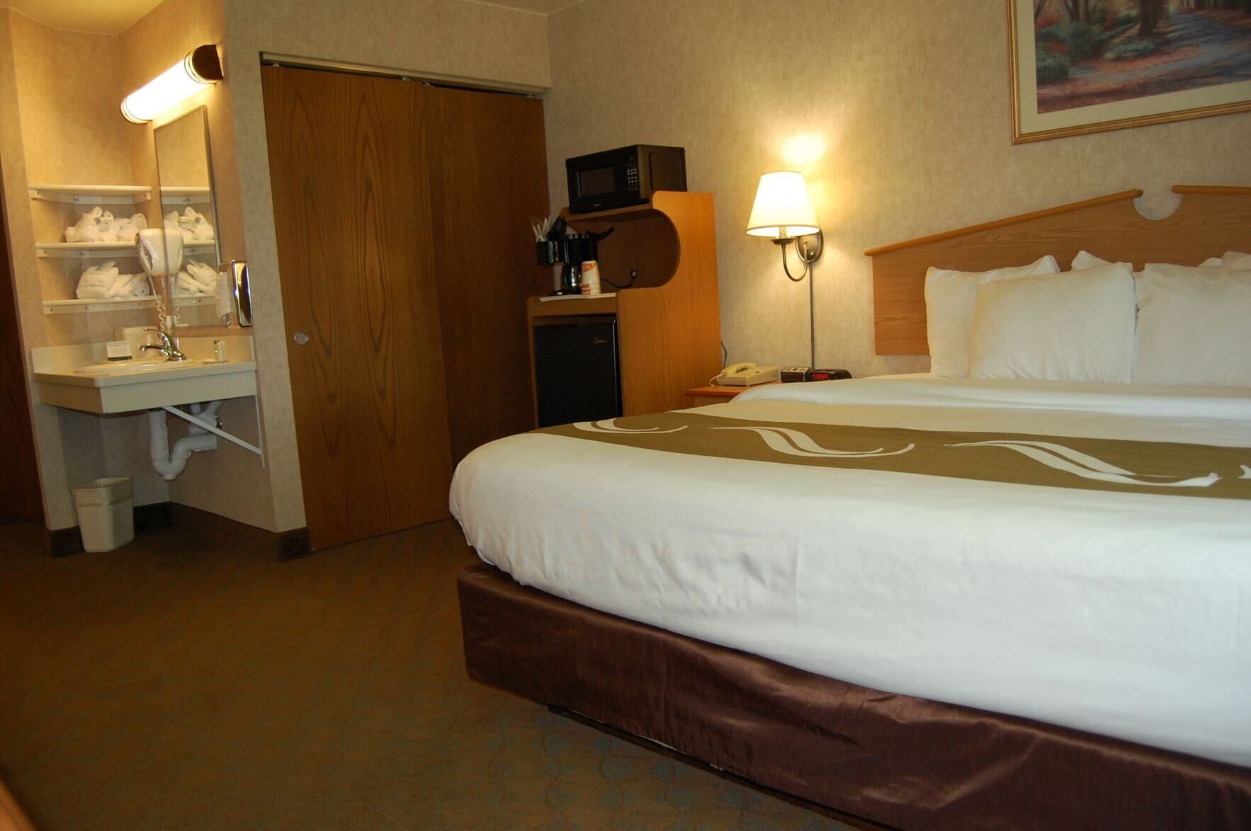 In-room safe, desk, laptop workspace, iron/ironing board