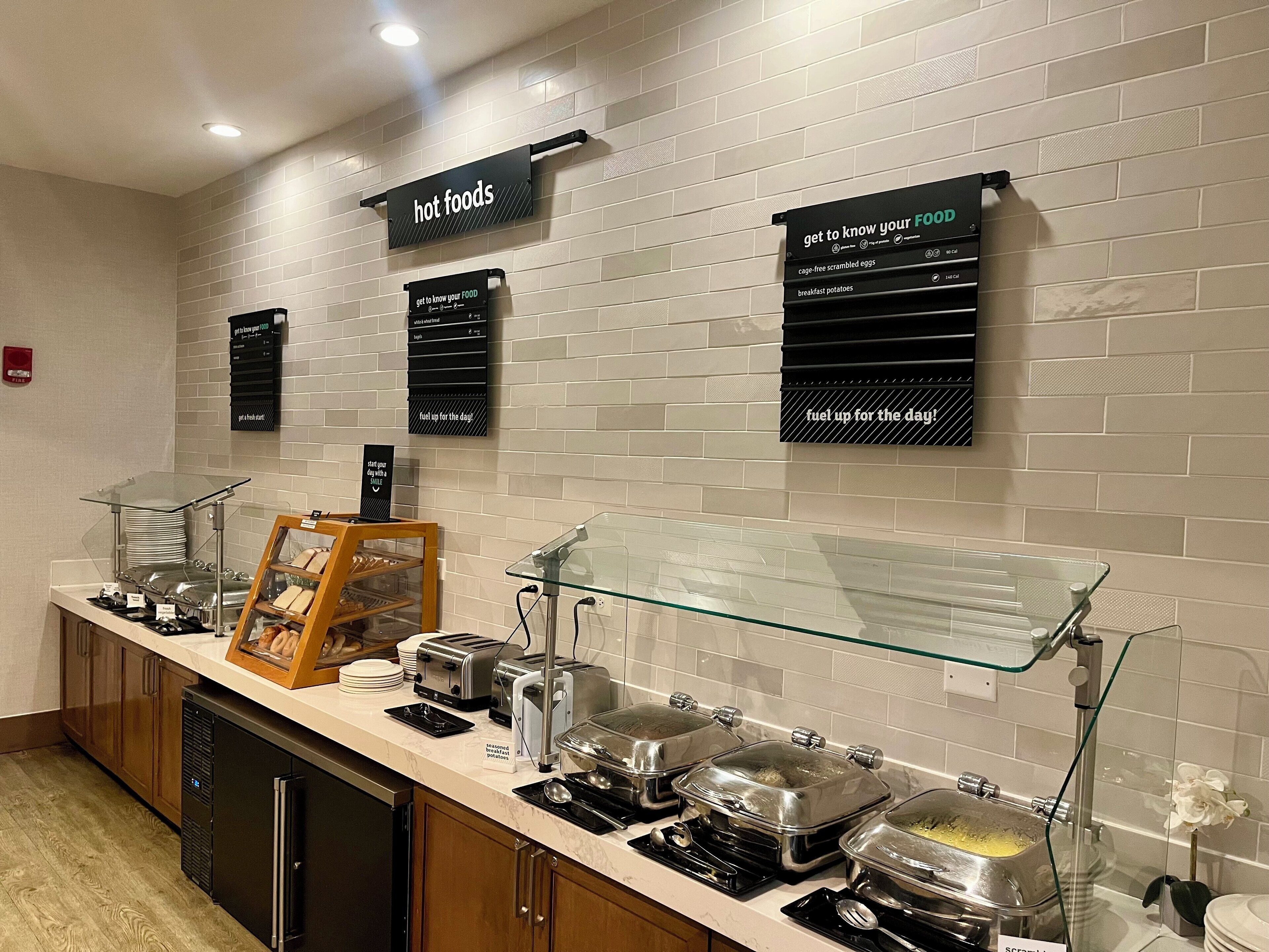 breakfast, lunch and dinner served