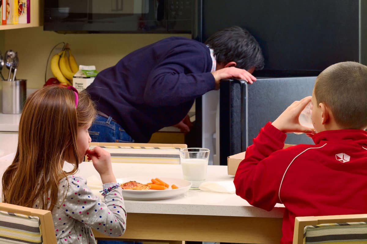 egyptian cotton sheets, premium bedding, pillow-top beds, desk