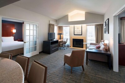 Sonesta ES Suites Scottsdale Paradise Valley