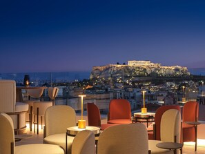 Outdoor dining - Best Western Esperia Palace (Athens)