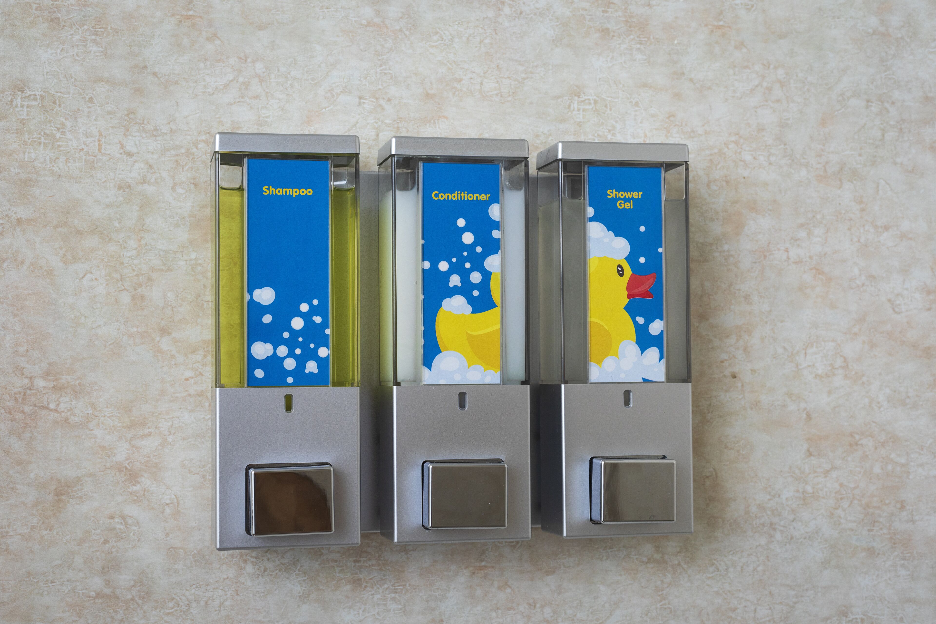 combined shower/bathtub, free toiletries, hair dryer, towels