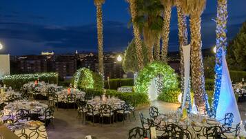 Espace mariage en plein air