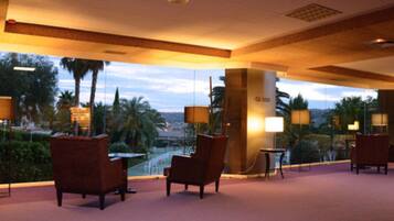 Àrea amb seients del vestíbul