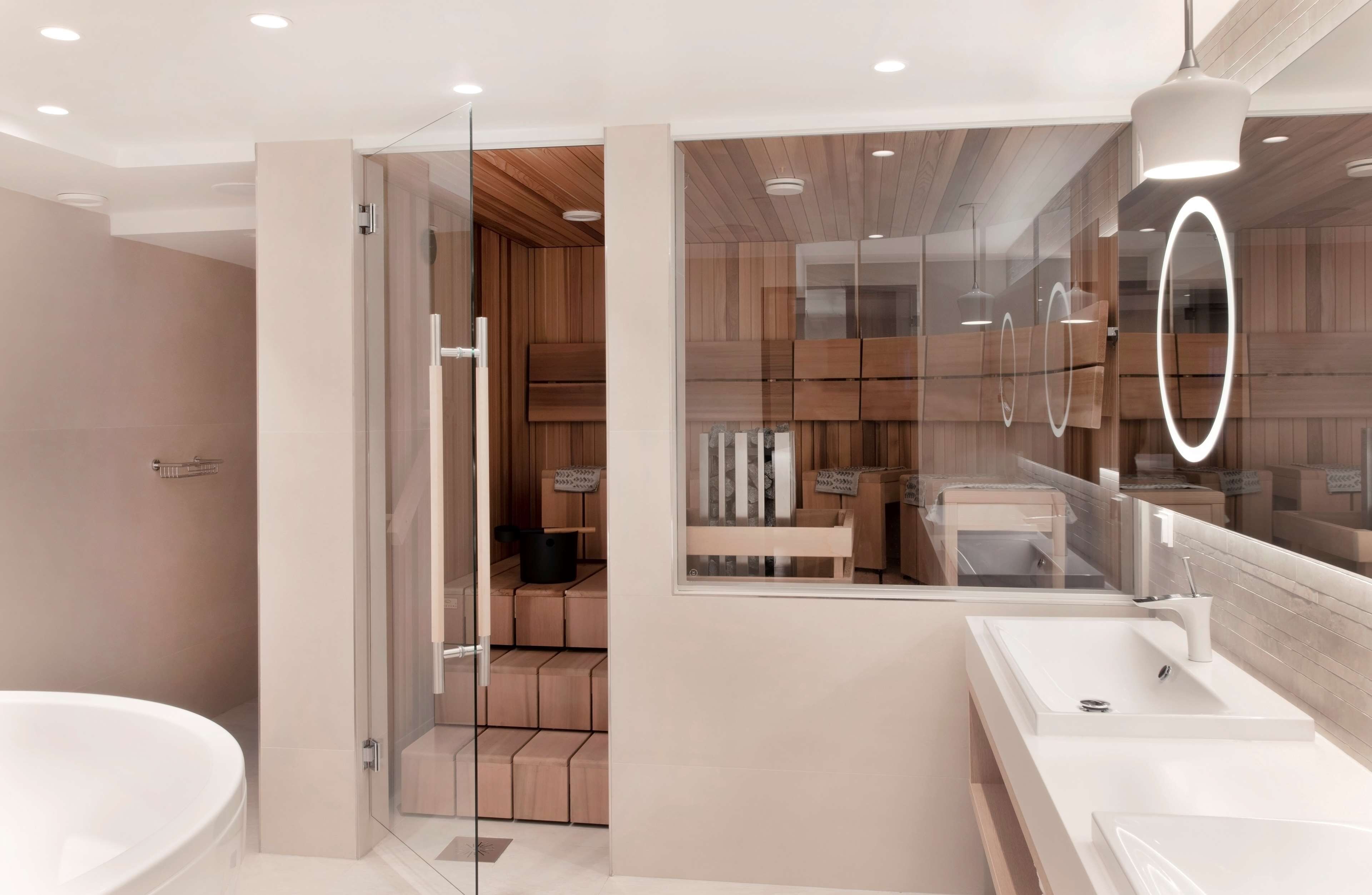 eco-friendly toiletries, hair dryer, towels