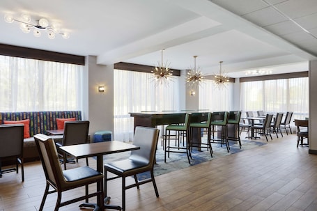 Free daily on-the-go breakfast. Hampton Inn Philadelphia King of Prussia (Valley Forge)