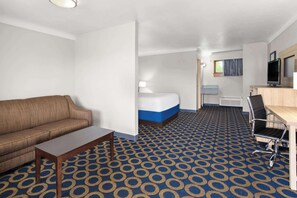 Studiosuite, 1 Queen-Bett, Nichtraucher | Schreibtisch, Bügeleisen/Bügelbrett, kostenloses WLAN, Bettwäsche