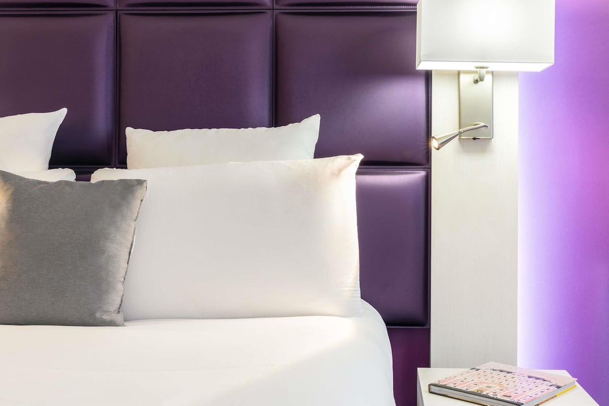 Privilege, Room, 1 Double Bed | Premium bedding, minibar, in-room safe, desk