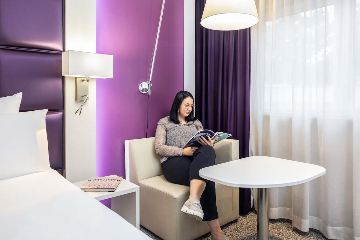 Privilege, Room, 1 Double Bed | Premium bedding, minibar, in-room safe, desk