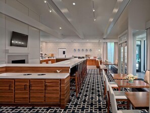 Dining - Sonesta ES Suites Colorado Springs (Colorado Springs)