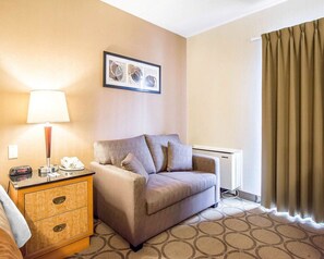 Executive Room, 1 Queen Bed with Sofa bed, Non Smoking (Upper Floor)