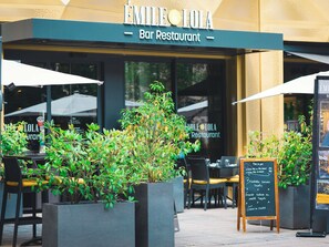 Lunch and dinner served, French cuisine - Mercure Metz Centre (Metz)