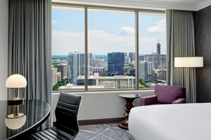 Premium bedding, pillowtop beds, in-room safe, desk