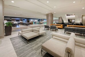 4 restaurants, breakfast served