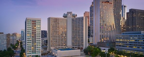 Exterior - Hilton Atlanta (Atlanta)