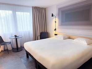 Standard Room, 1 Double Bed | 1 bedroom, desk, soundproofing, iron/ironing board - ibis Ales Centre Ville Hotel (Ales)