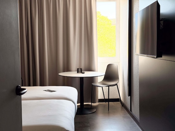 Standard Room, 2 Single Beds