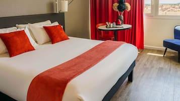 Habitación estándar, 1 cama matrimonial | 1 habitación, escritorio y insonorización