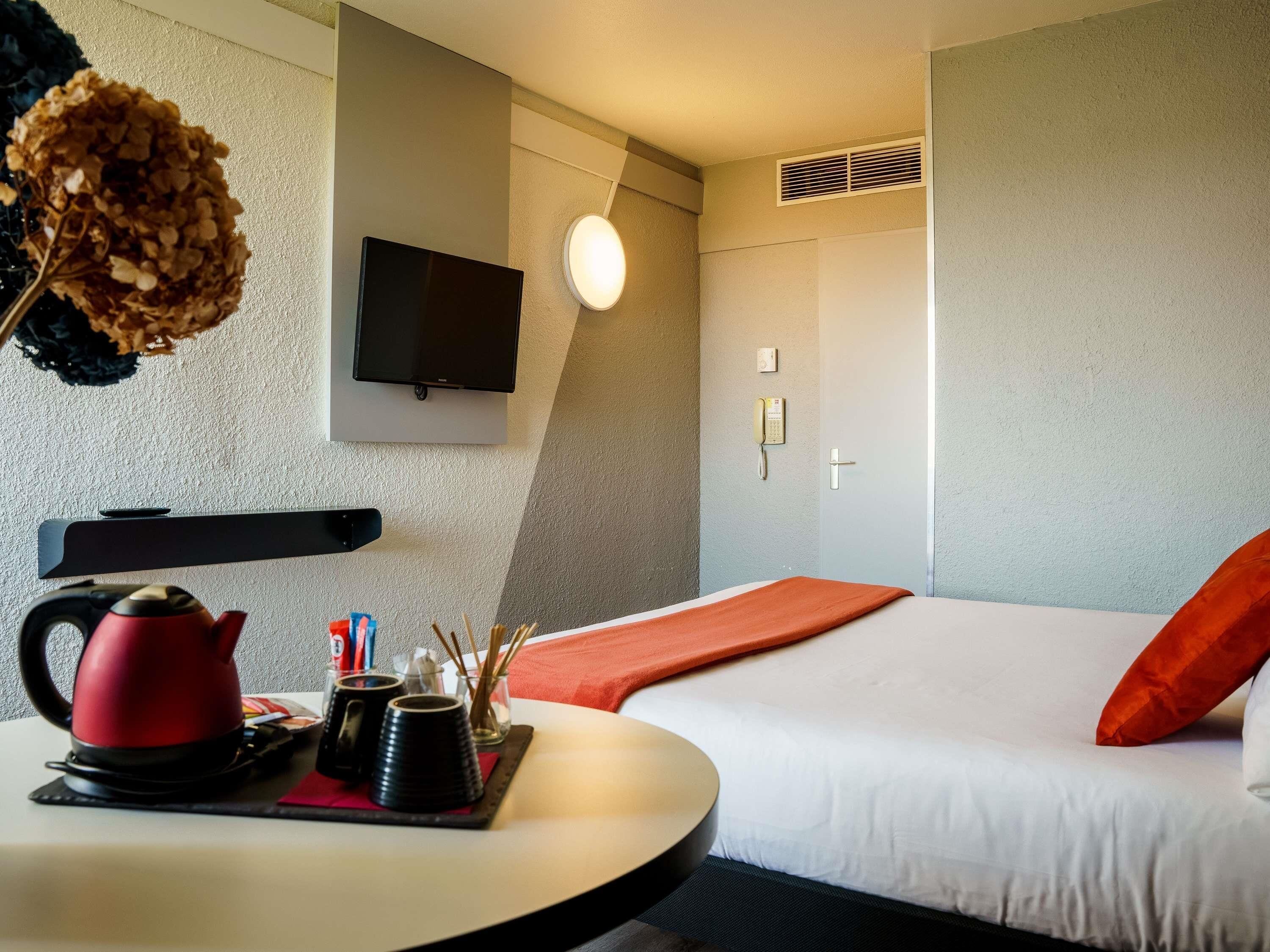 Habitación estándar, varias camas | 1 habitación, escritorio y insonorización 