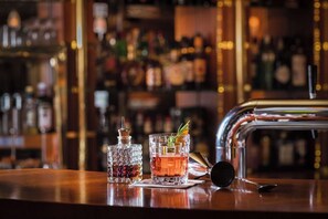 Bar (on property) - Best Western Plus Delta Park Hotel (Mannheim)