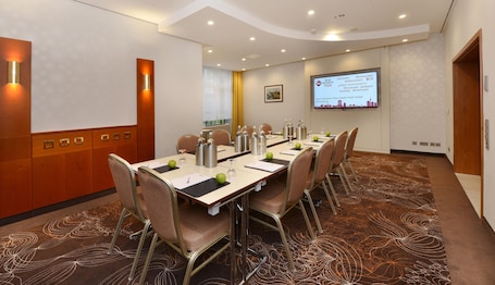 Best Western Plus Delta Park Hotel
