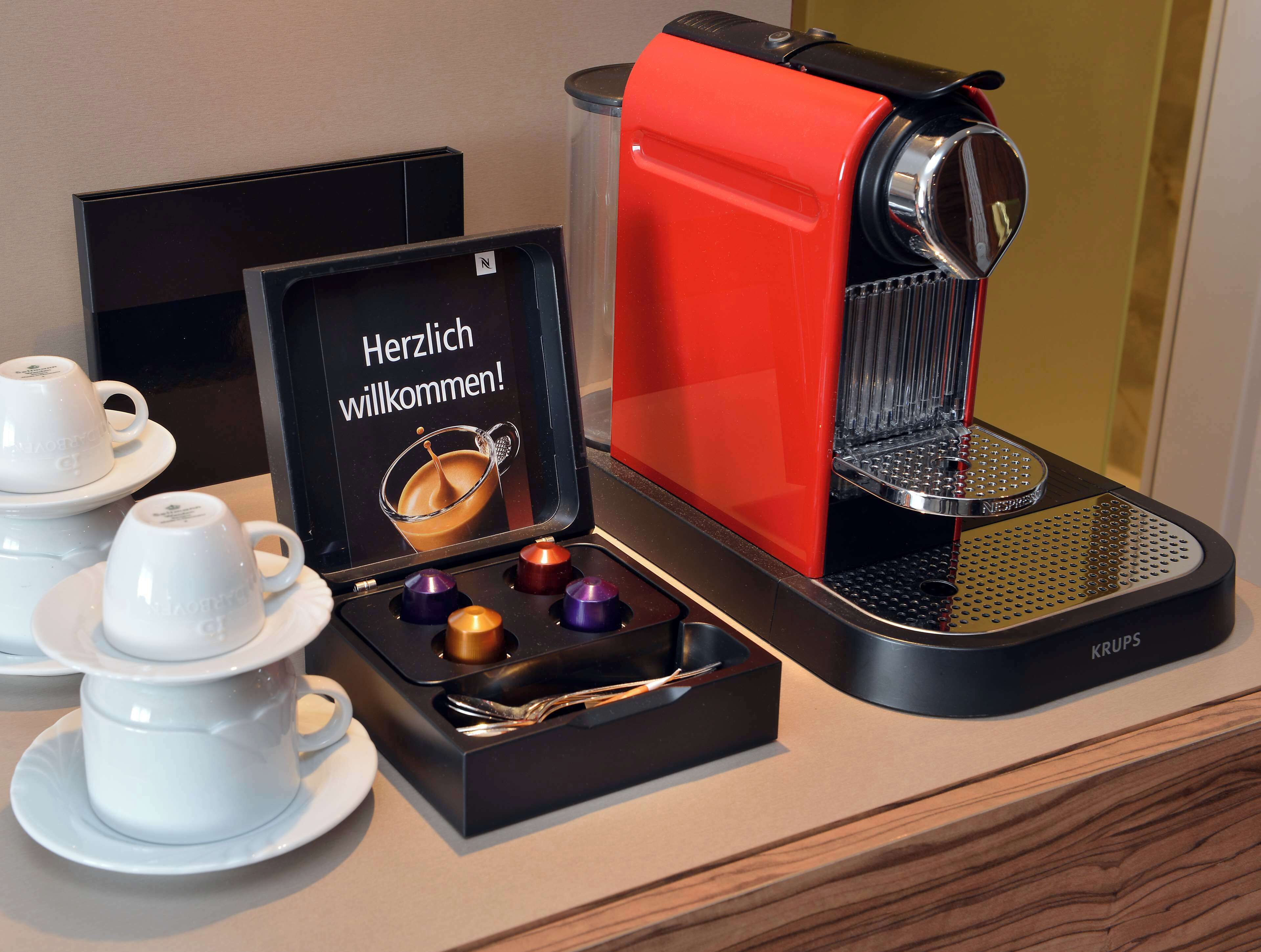 executive room, 2 single beds | 1 bedroom, premium bedding, minibar, in-room safe