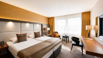 Business-Zimmer, 2 Einzelbetten | 1 Schlafzimmer, hochwertige Bettwaren, Minibar, Zimmersafe
