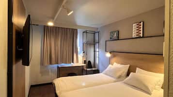 Chambre Supérieure, 2 lits une place | Bureau, rideaux occultants, chambres insonorisées