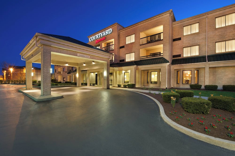 luxury hotels in Mishawaka
