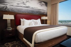 Premium bedding, pillow-top beds, in-room safe, desk