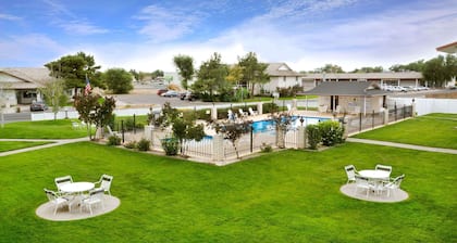 Days Inn by Wyndham Delta