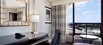 Hotel Belvoir Springfield