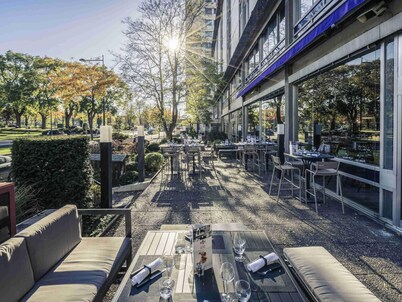 米卢斯中央美居酒店