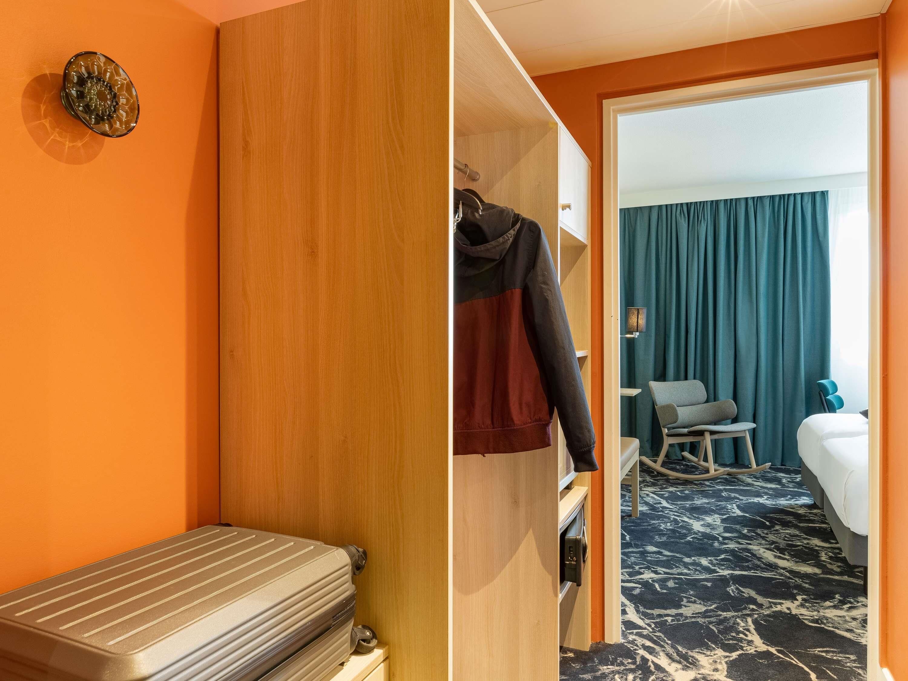 Superior Room, 2 Single Beds, Park View